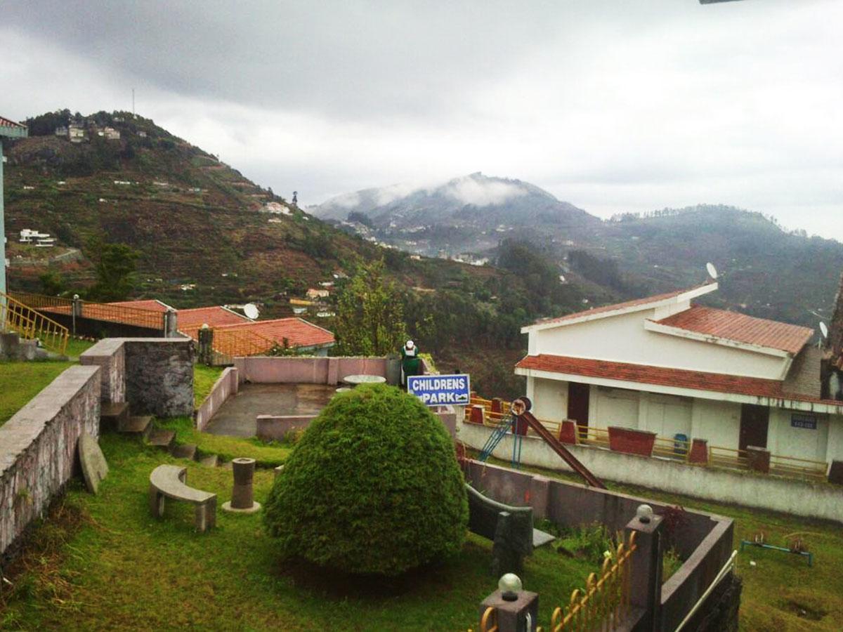 La Flora Highland Paradise Hotel Kodaikanal Exterior photo